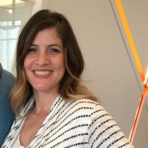 Meet your Posher, Elena